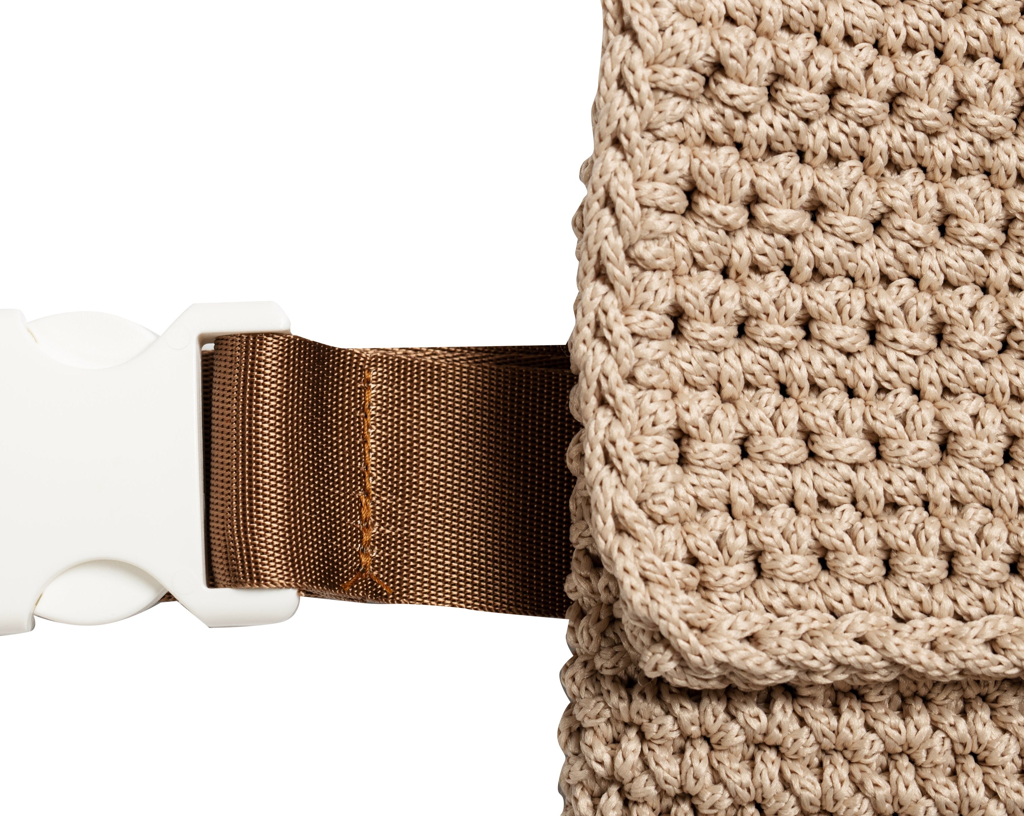 Knitted waist purse (cream)