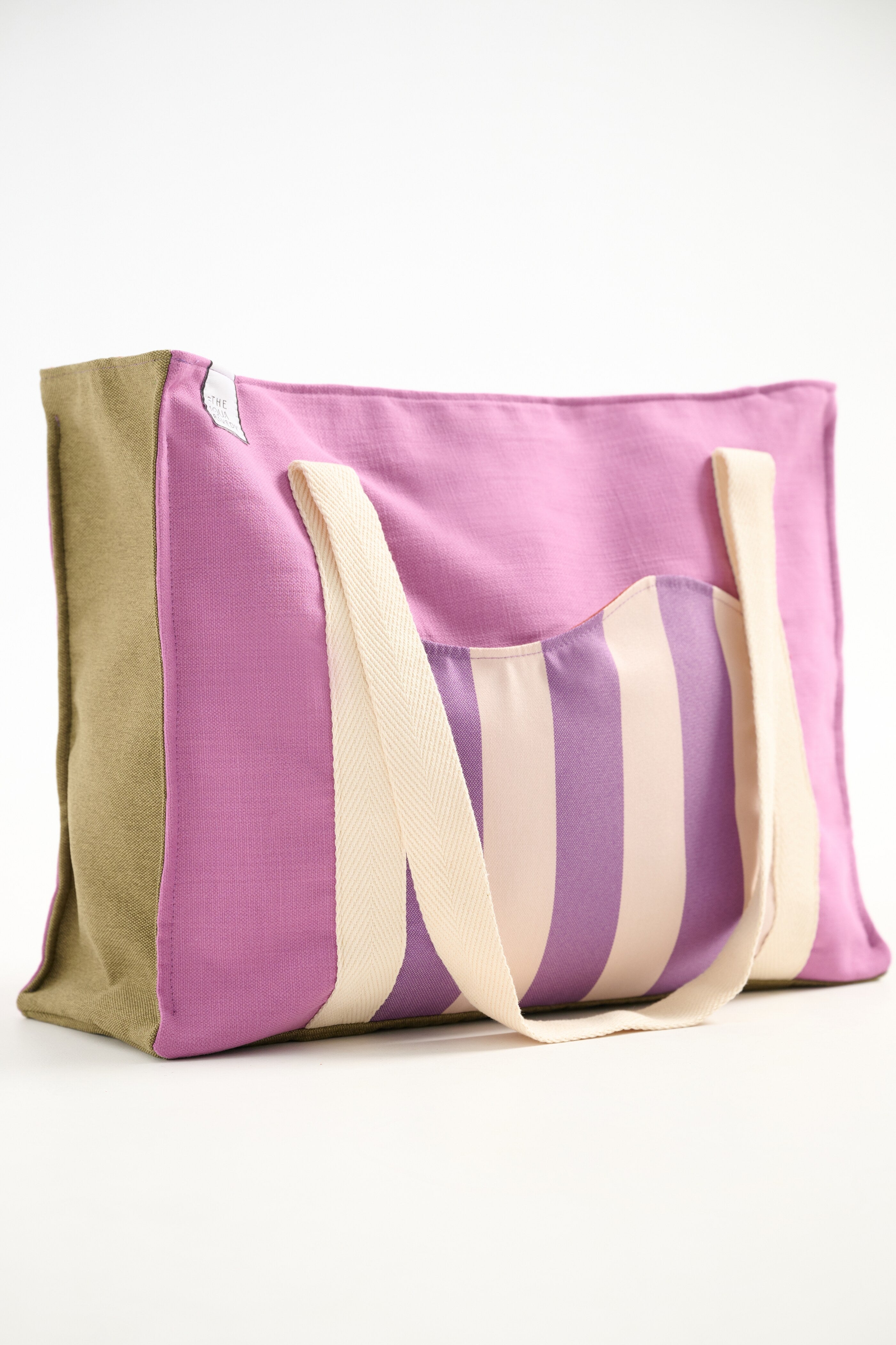 The Oversized Aprox bag in lilac