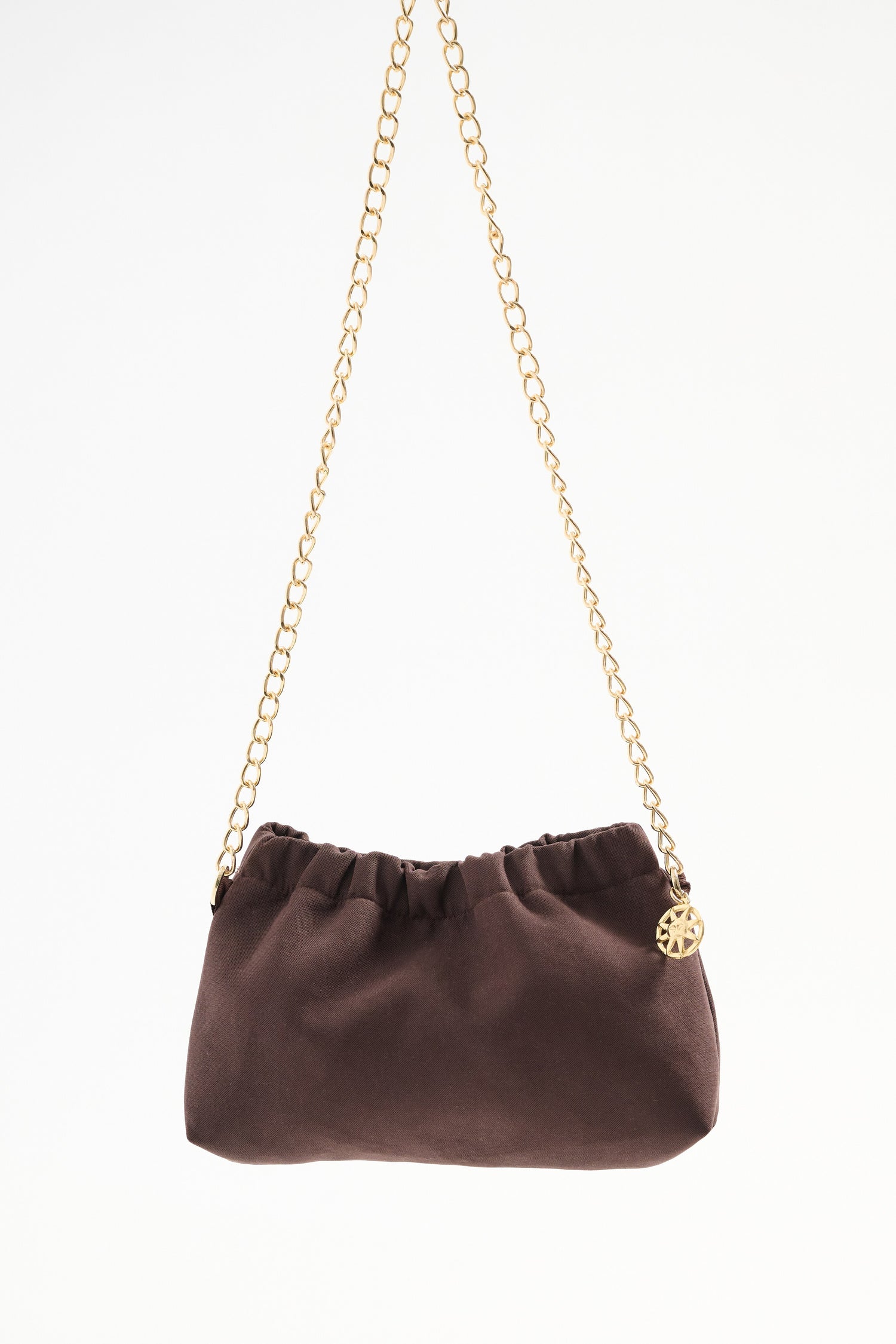 Éclair chain bag in chocolate