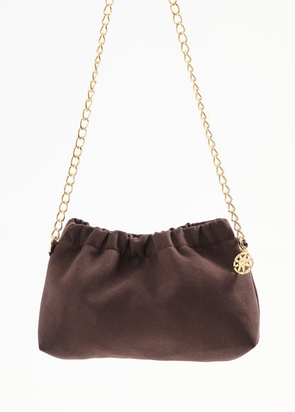 Éclair chain bag in chocolate