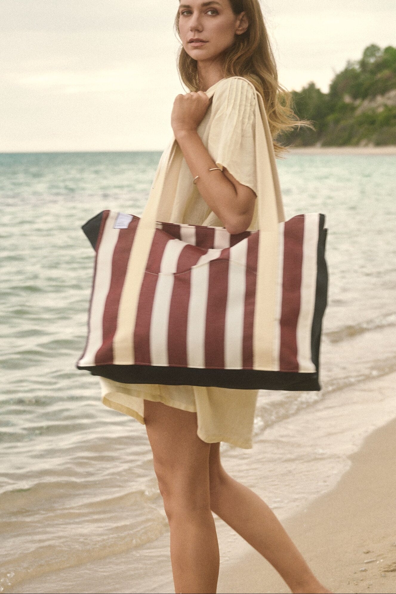 The Oversized Aprox bag in wine stripes